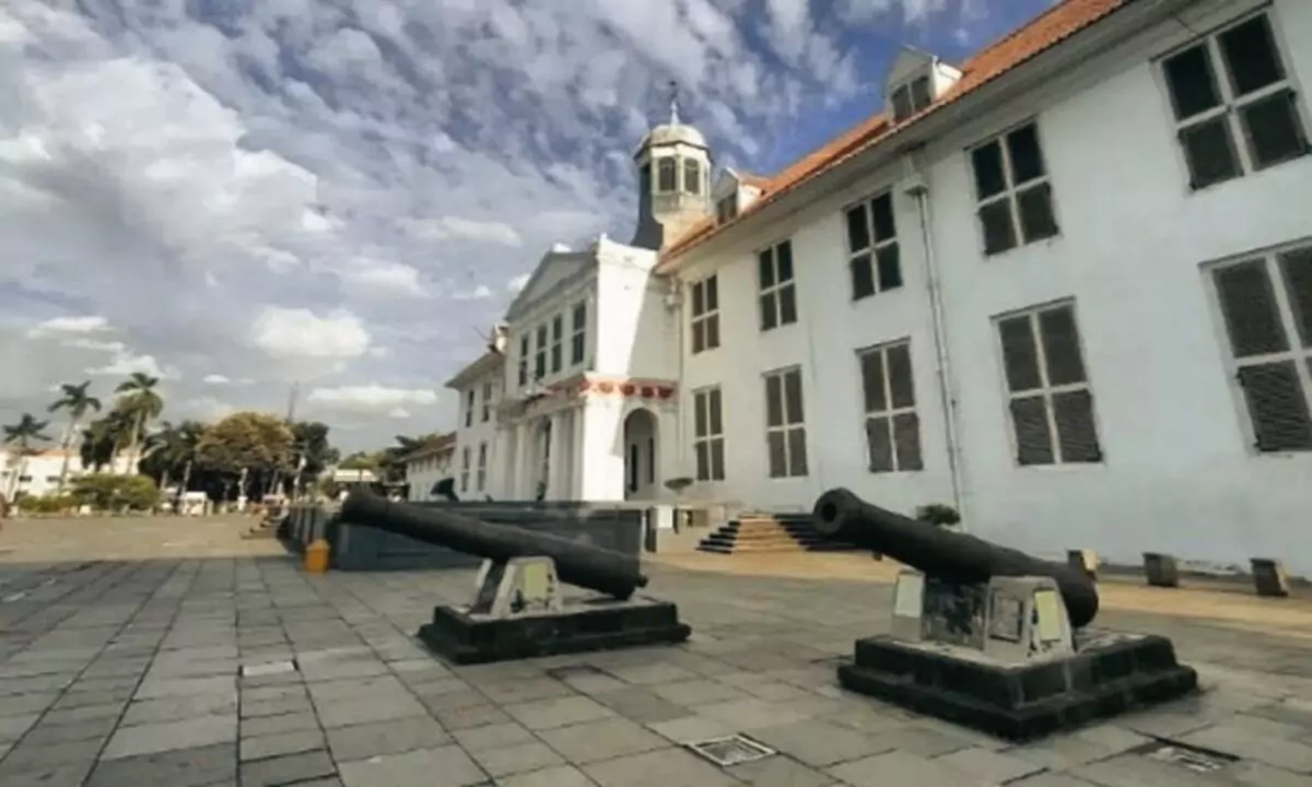 Wisata Sejarah di Jakarta (fatahillah)