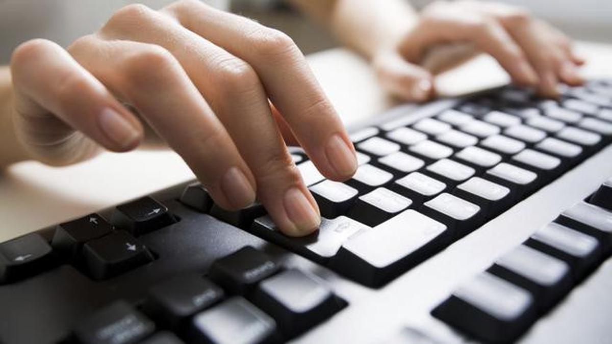Efektif, Begini Cara Belajar Mengetik 10 Jari dengan Mudah, Cepat, dan Anti Ribet!